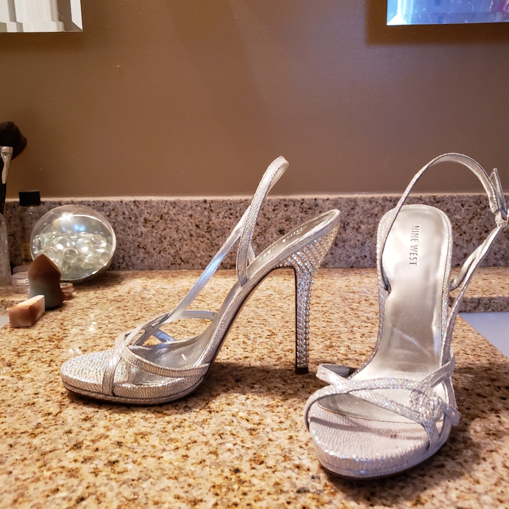 Shoes - Picture 3 of 3